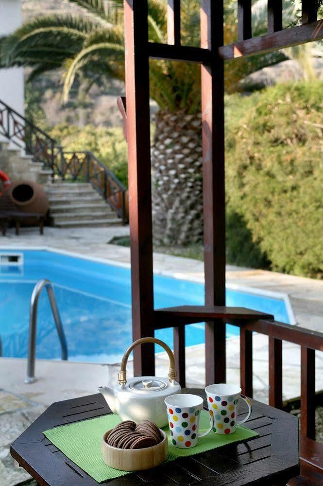 Anna Maria Villa Miliou Exterior photo